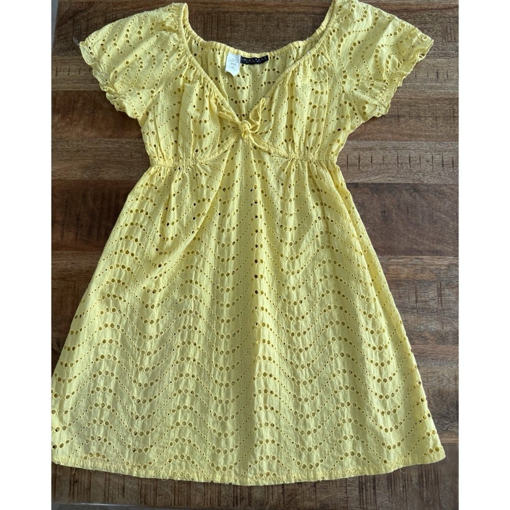 La Blanca Yellow Eyelet Dress Medium Boho Cotton Tie Front Short Sleeve Mini